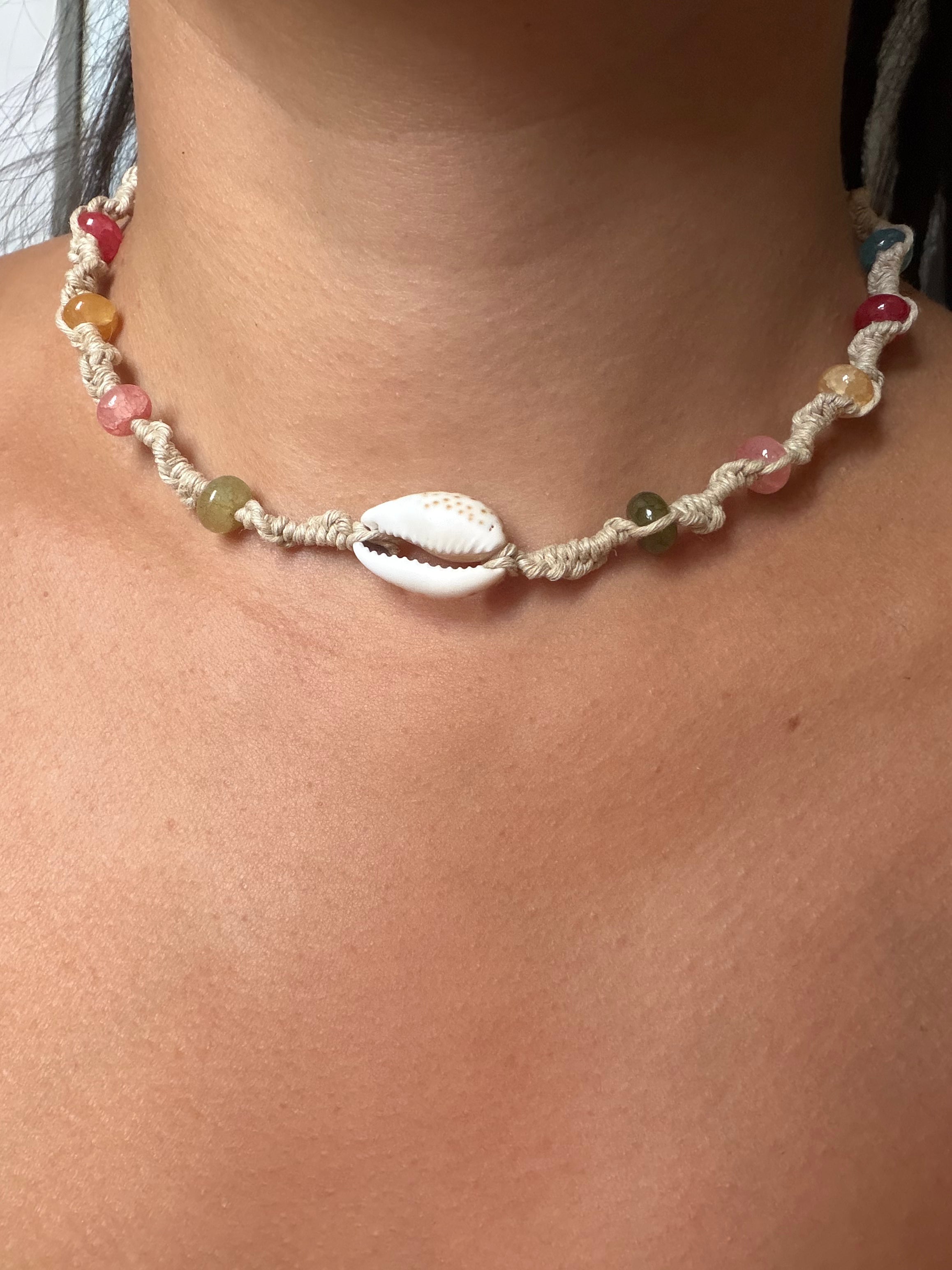 Color cowrie
